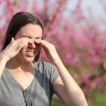 آلرژی چشمی و قوز قرنیه؛ چرا نباید چشم‌ ها را مالید؟