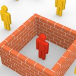 راهکارهای مؤثر برای مقابله با انزوای اجتماعی و بازسازی ارتباطات انسانی