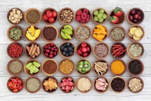 باورهای نادرست درباره سردی و گرمی خوراکی‌ ها + راهنمای تغذیه سالم در طب ایرانی