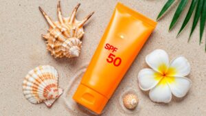 SPF در کرم ضد آفتاب چیست؟ معنی اعداد SPF و نحوه صحیح استفاده