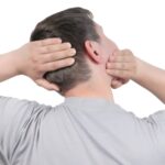 آیا شکستن قولنج گردن باعث سکته مغزی می شود؟
