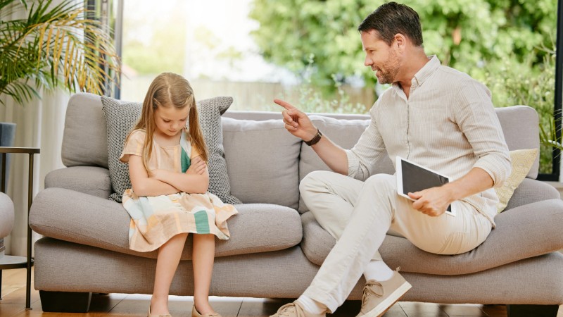 ناهماهنگی والدین در تربیت کودک چیست؟